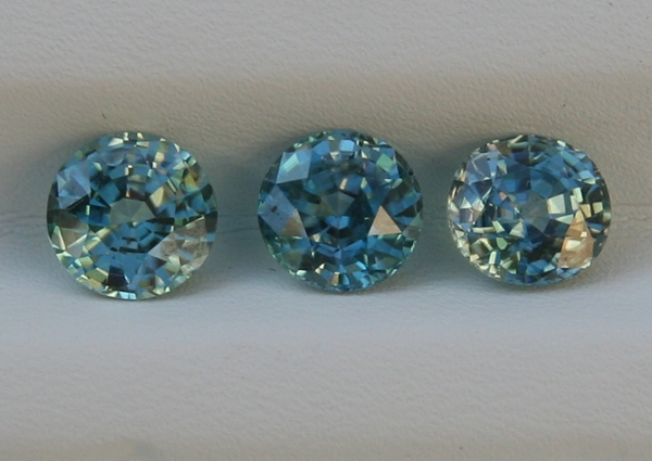 Round Brilliant Cut Zircon